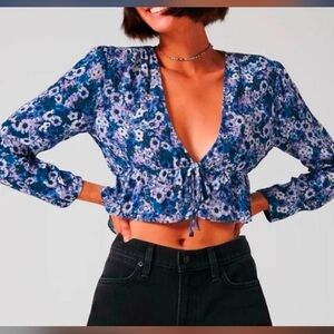 Artizia Sunday Best Blue Floral Blouse XS